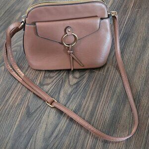NICCI Warm Brown Crossbody Bag w/ Metal Ring NWOT